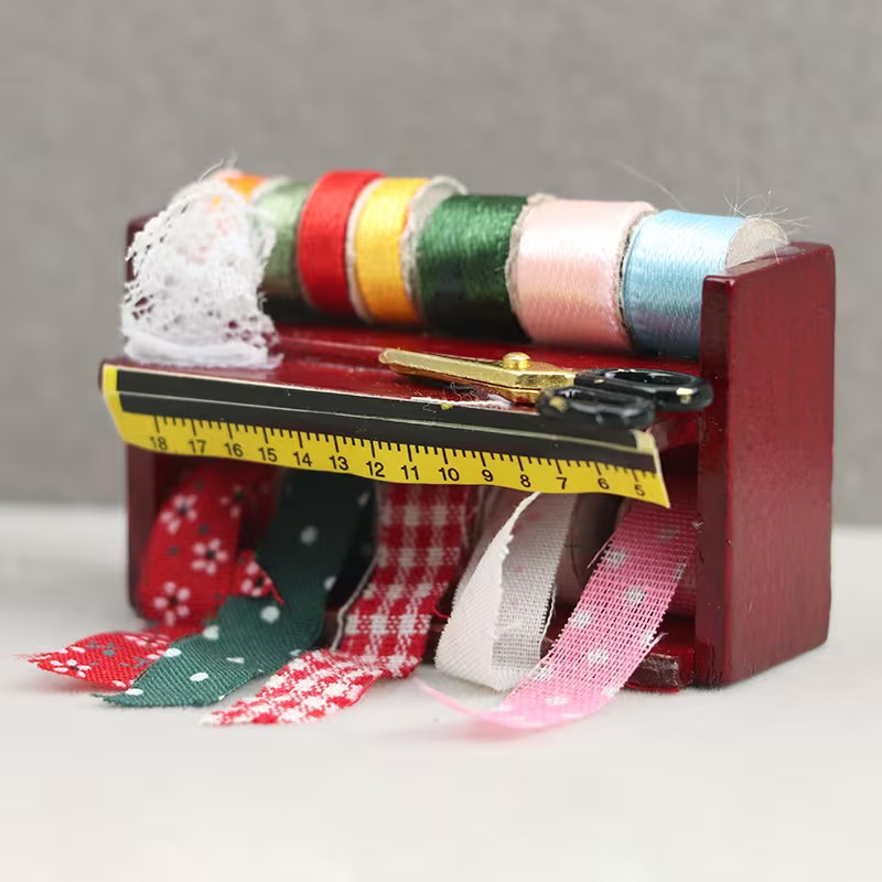Dollhouse Mini Sewing Box with - đánh giá và giá Sewing Factory
